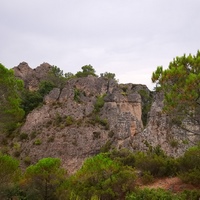 Photo de France - Le Cirque de Mourèze et le Lac du Salagou